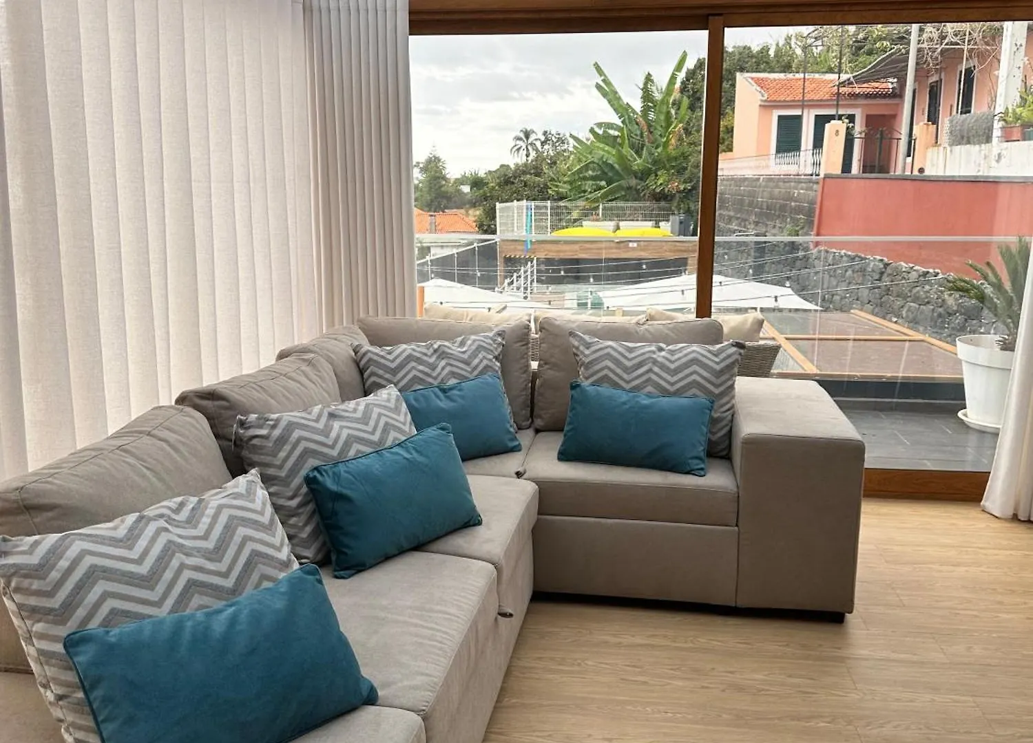 Homelike Funchal II